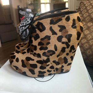 Wedge booties